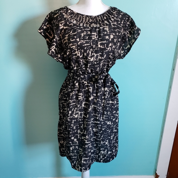 MOSSIMO Black &Ivory Dress - Picture 4 of 7